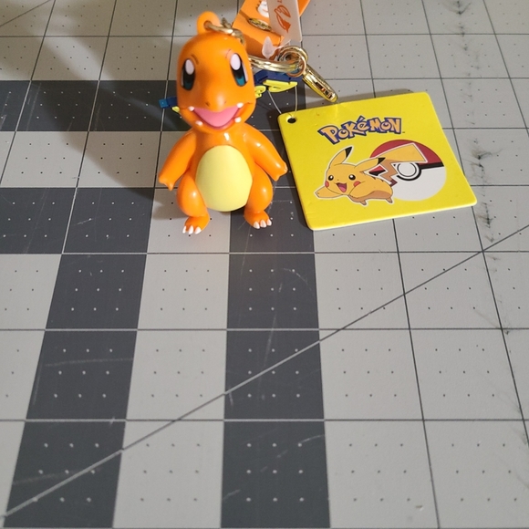 New Pokemon fashion keychain sold separately - Picture 2 of 5